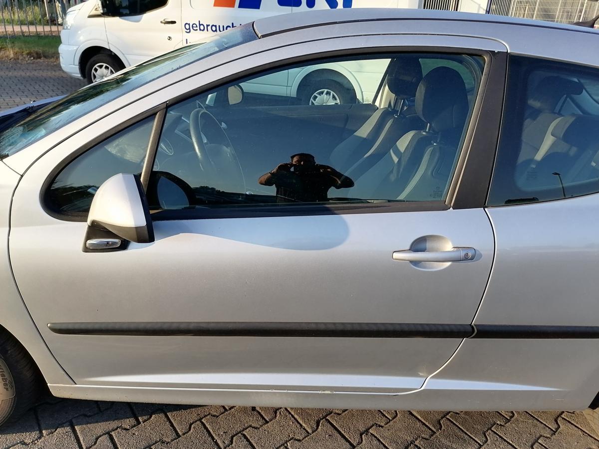 Peugeot 207 original T&uuml;r vorn links EZR Aluminium Grau 3-T&uuml;rer Rohbau Bj.2007